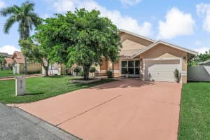610 NW 207th Avenue, Pembroke Pines, FL 33029 - MLS#R11128662