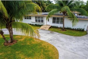 4416 W Broward Boulevard, Plantation