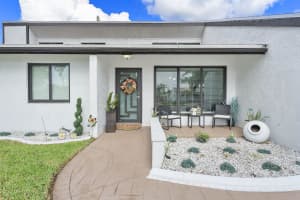 400 NW 98th Avenue, Pembroke Pines, FL 33024 - MLS#R11128696