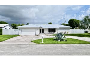 1861 Caribbean Road W, West Palm Beach, FL 33406 - MLS#R11128714