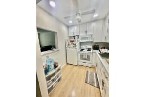 583 Fanshaw, Boca Raton, FL 33434 - MLS#R11128734