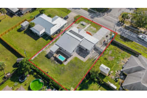 2313 SE Mariposa Avenue, Port Saint Lucie, FL 34952 - MLS#R11128778