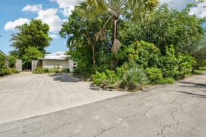 221 NE 17th Street, Delray Beach, FL 33444 - MLS#R11128791