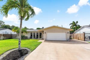 7536 Cocoanut Drive, Lake Worth, Fl 33467, Lake Worth