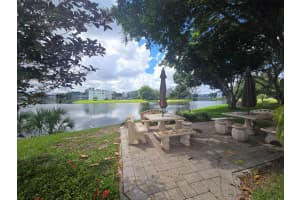 2010 Westbury F 2010, Deerfield Beach, FL 33442 - MLS#R11128859