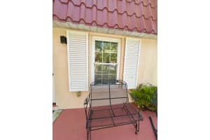 342 Covered Bridge Boulevard B, Lake Worth, FL 33467 Sold 11/05/25