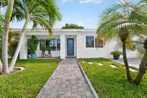 217 E 23rd Street, Riviera Beach, FL 33404 - MLS#R11128869