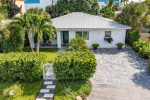 217 E 23rd Street, Riviera Beach, FL 33404 - MLS#R11128869