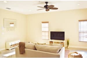 295 NE 5th Avenue 31, Delray Beach, FL 33483 - MLS#R11128872