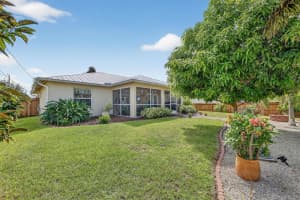 467 SW Lakota Avenue, Port Saint Lucie, FL 34953 Sold 12/01/25