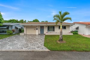 MLS# R11128883, Tamarac, Florida 33319