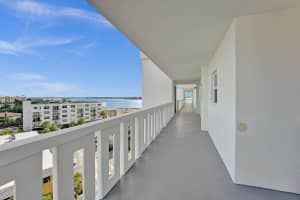 231 E Lantana Road 702, Lantana, FL 33462 Sold 12/08/25