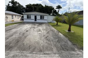 145 NE 1st Street, Belle Glade, FL 33430 Sold 10/30/25