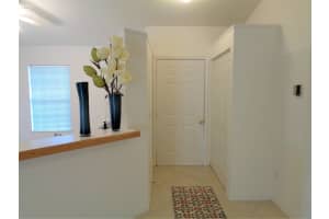 741 17th Lane SW, Vero Beach, FL 32962 - MLS#R11128952