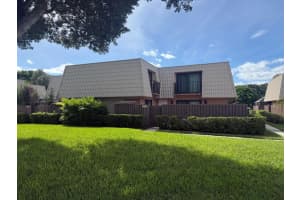 5122 51st Way, West Palm Beach, FL 33409 Sold 10/27/25