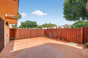 5122 51st Way, West Palm Beach, FL 33409 Sold 10/27/25