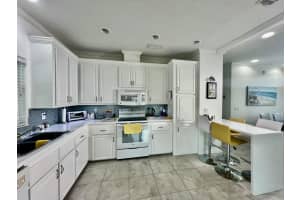 413 Hibiscus Drive, Deerfield Beach, FL 33442 - MLS#R11129012