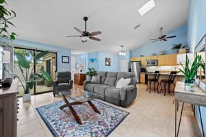 5261 Eagle Lake Drive, Palm Beach Gardens, FL 33418 - MLS#R11129020