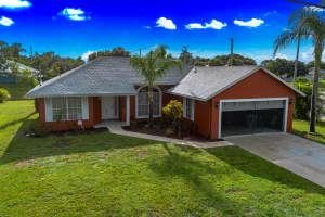 2402 SW Monterrey Lane, Port Saint Lucie, FL 34953 - MLS#R11129023
