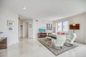 3630 Gardens Parkway, Palm Beach Gardens, FL 33410 - MLS#R11129040