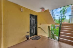 103 Yacht Club Way 206, Hypoluxo, FL 33462 - MLS#R11129072