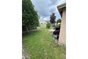 5621 Azalea Circle, West Palm Beach