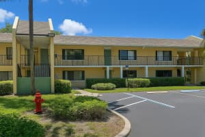 1011 Meadows Circle NE, Boynton Beach, FL 33436 - MLS#R11129143