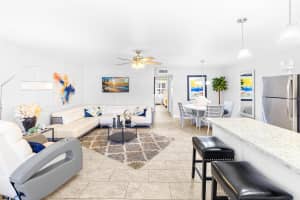 1012 Circle Terrace E B, Delray Beach, FL 33445 - MLS#R11129175