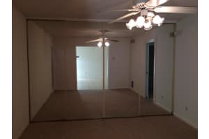 643 Executive Center Drive Q108, West Palm Beach, FL 33401 - MLS#R11129186