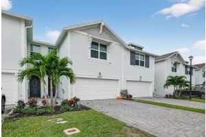 5652 SE Edgewater Circle, Stuart, FL 34997 - MLS#R11129222