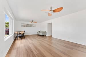 6560 Hayes Street, Hollywood, FL 33024 - MLS#R11129260