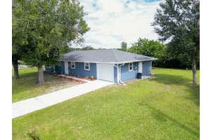 1801 SW Beeker Street, Port St Lucie, FL 34953 - MLS#R11129266