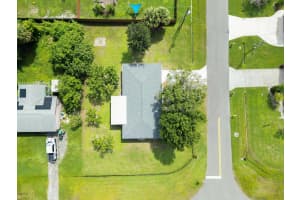 1801 SW Beeker Street, Port St Lucie, FL 34953 - MLS#R11129266