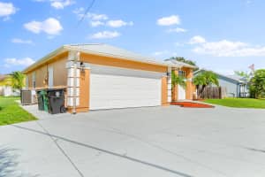 1614 SE Durango Street, Port Saint Lucie, FL 34952 - MLS#R11129287