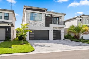 8258 Essex Country Club Drive, Boca Raton, FL 33434 - MLS#R11129305