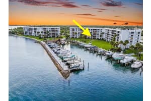 1648 Jupiter Cove Drive, Jupiter, FL 33469 - MLS#R11129369