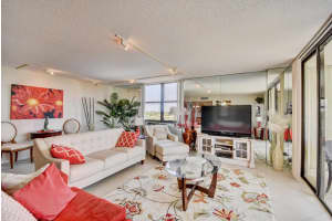 4600 S Ocean 604 Boulevard 604, Highland Beach, FL 33487 - MLS#R11129390