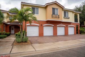 53 SE Sadona Circle SE 105, Stuart, FL 34994 - MLS#R11129431