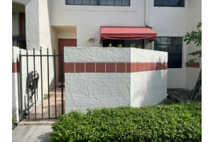 307 Liberty Court, Deerfield Beach, FL 33442 - MLS#R11129438