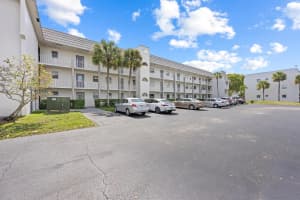 8130 Sunrise Lakes Boulevard 211, Sunrise, FL 33322 - MLS#R11129444