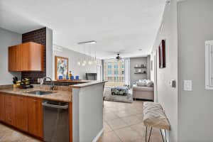 700 E Boynton Beach Boulevard 803, Boynton Beach, FL 33435 - MLS#R11129462