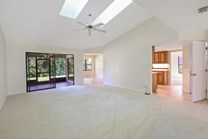 713 24th Square, Vero Beach, FL 32962 Sold 11/11/25