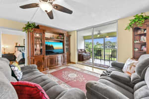 7610 Nw 18th Street 203, Margate
