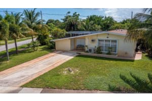 1002 W Broome Street, Lantana, FL 33462 - MLS#R11129536