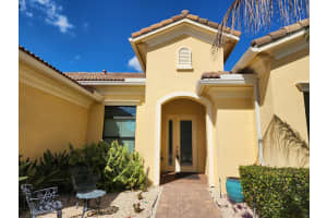 2095 NW Diamond Creek Way, Jensen Beach, FL 34957 - MLS#R11129554