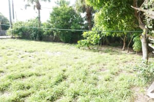 800 Tuscaloosa Street, West Palm Beach, FL 33405 Sold 11/10/25