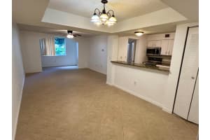 900 Scotia Drive 102, Hypoluxo, FL 33462 - MLS#R11129562