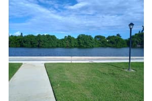 3 Colonial Club Drive, Boynton Beach, FL 33435 - MLS#R11129563