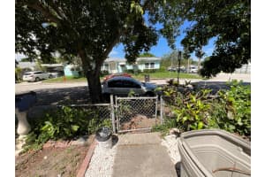 700 Tallapoosa Street, West Palm Beach, FL 33405 - MLS#R11129578