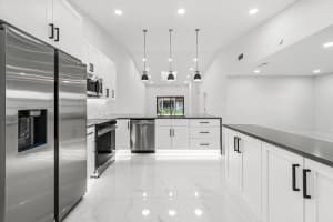 6078 Sunny Pointe Circle, Delray Beach, FL 33484 Sold 12/08/25